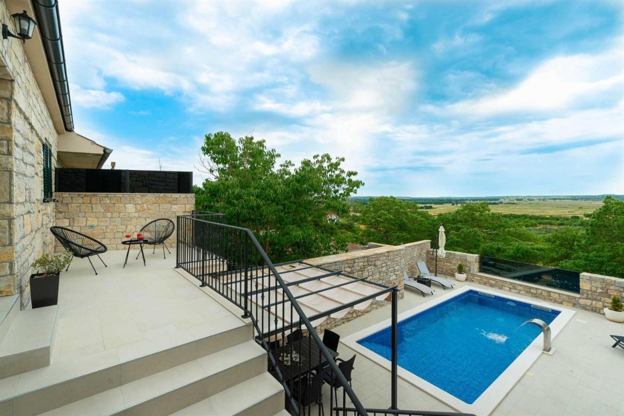 Stone Villa Didovi Snovi With Heated Pool Lisane Ostrovicke Exterior photo