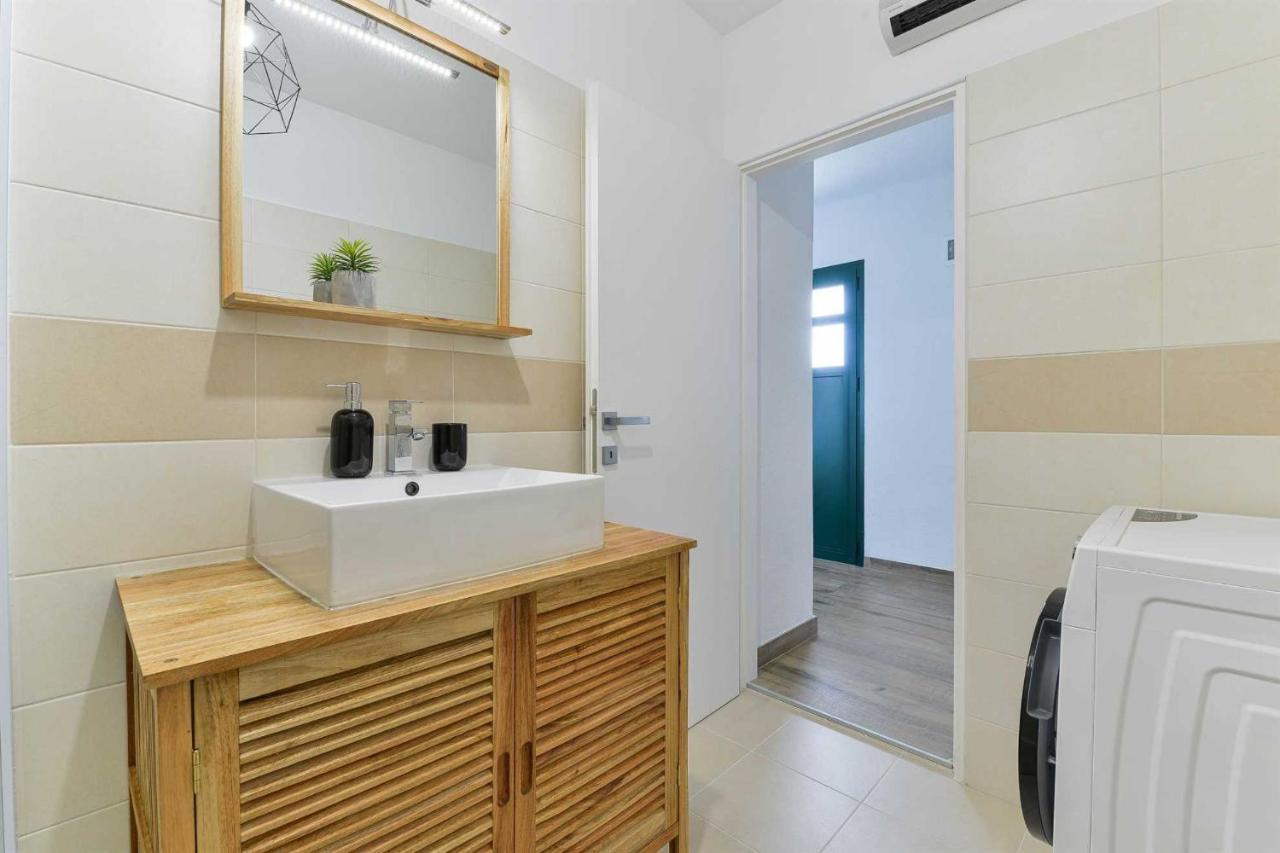 Stone Villa Didovi Snovi With Heated Pool Lisane Ostrovicke Exterior photo