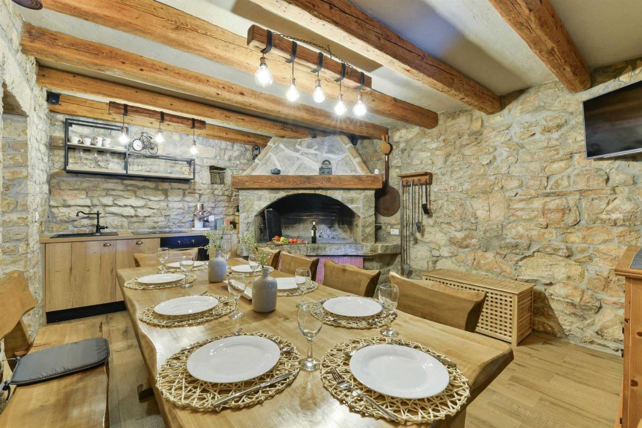 Stone Villa Didovi Snovi With Heated Pool Lisane Ostrovicke Exterior photo