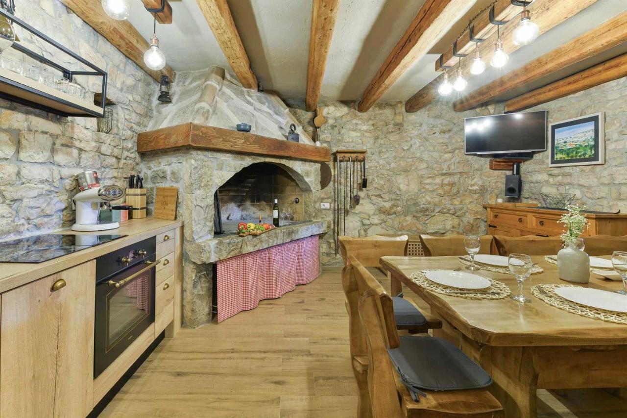 Stone Villa Didovi Snovi With Heated Pool Lisane Ostrovicke Exterior photo