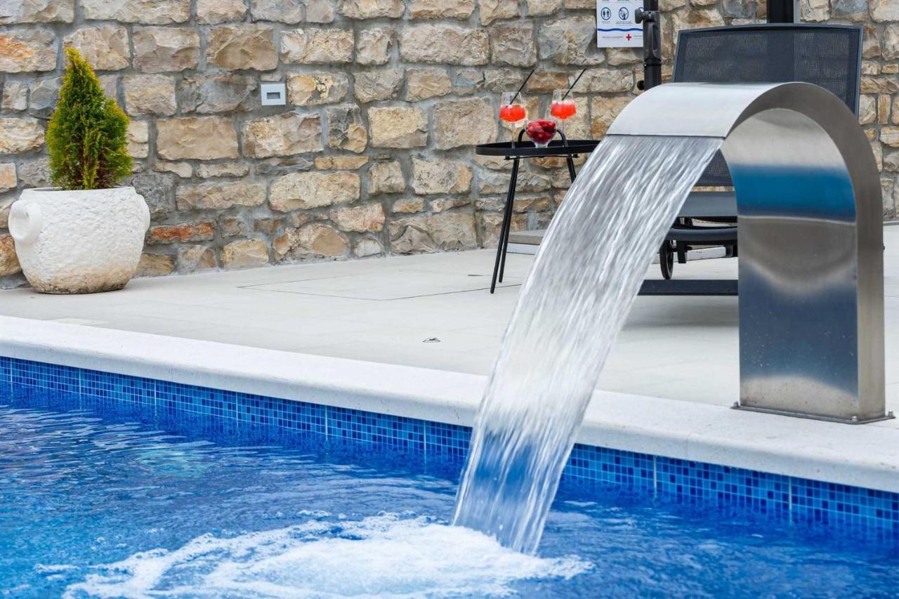 Stone Villa Didovi Snovi With Heated Pool Lisane Ostrovicke Exterior photo